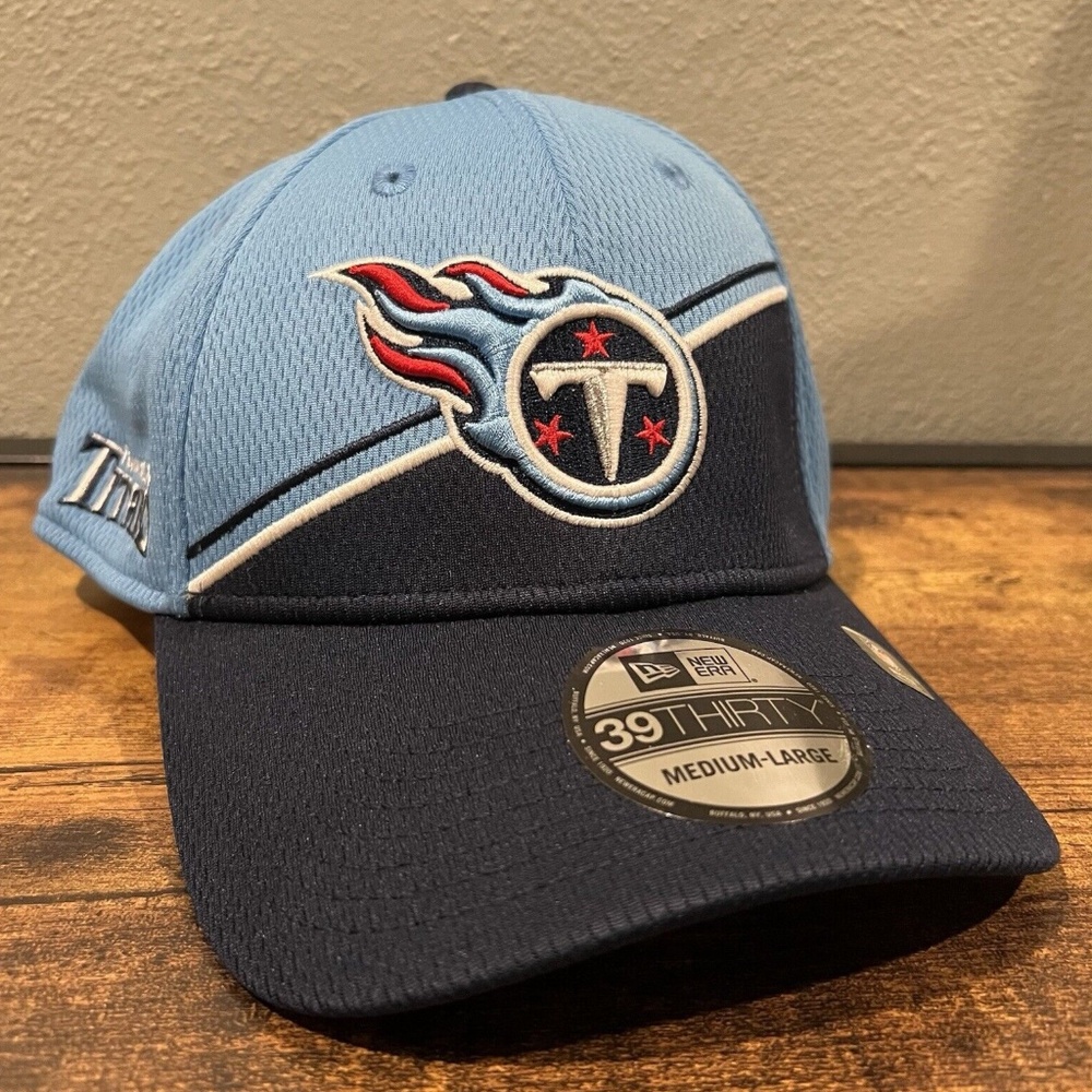 New Era NFL Tennessee Titans Sideline Blue Stretch 39THIRTY Hat Cap Medium/Large
